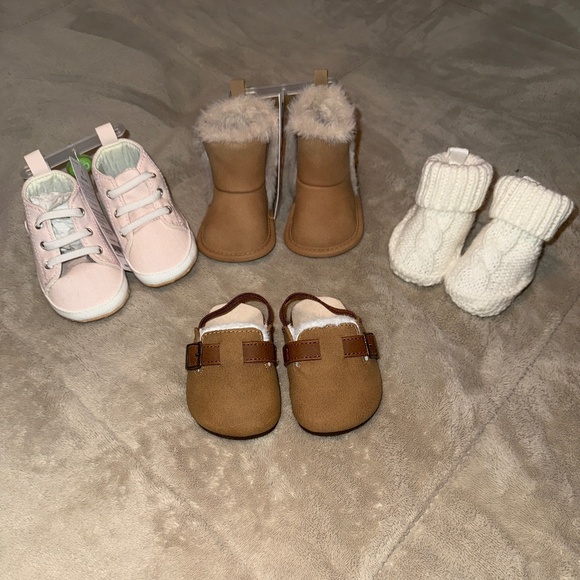 Baby girl shoes (New Born) - Picture 1 of 1